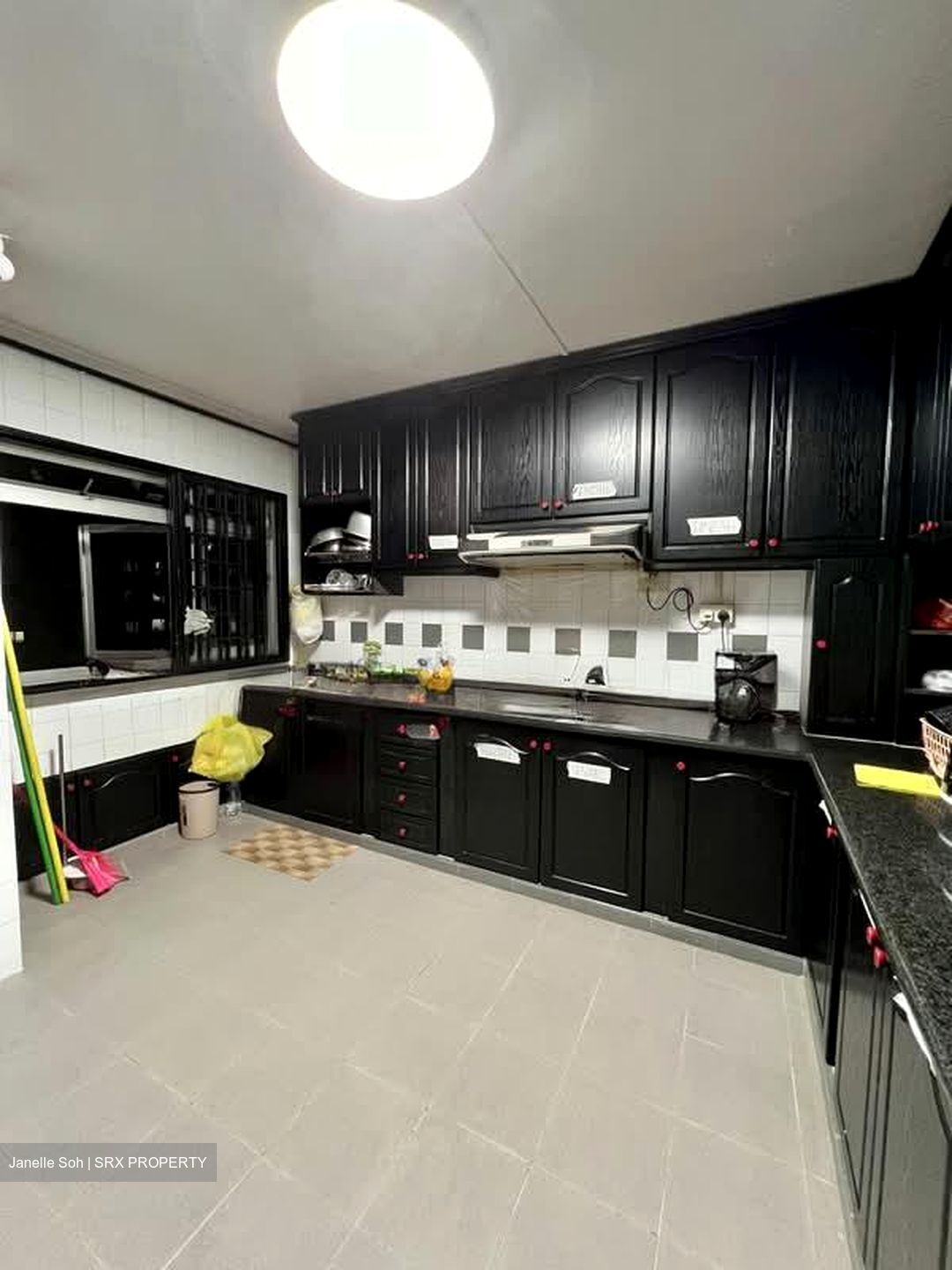 Blk 842 Jurong West Street 81 (Jurong West), HDB Executive #567554621